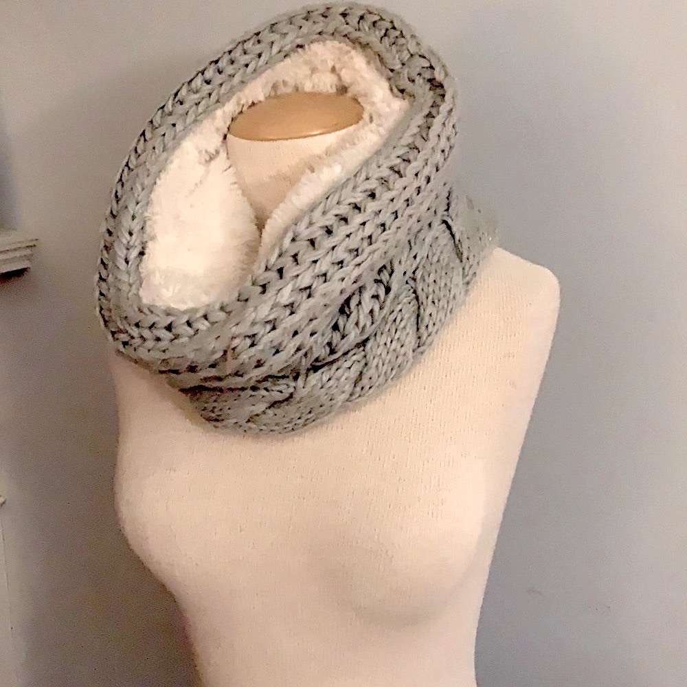 gray cable knit /ivory faux fur infinity scarf